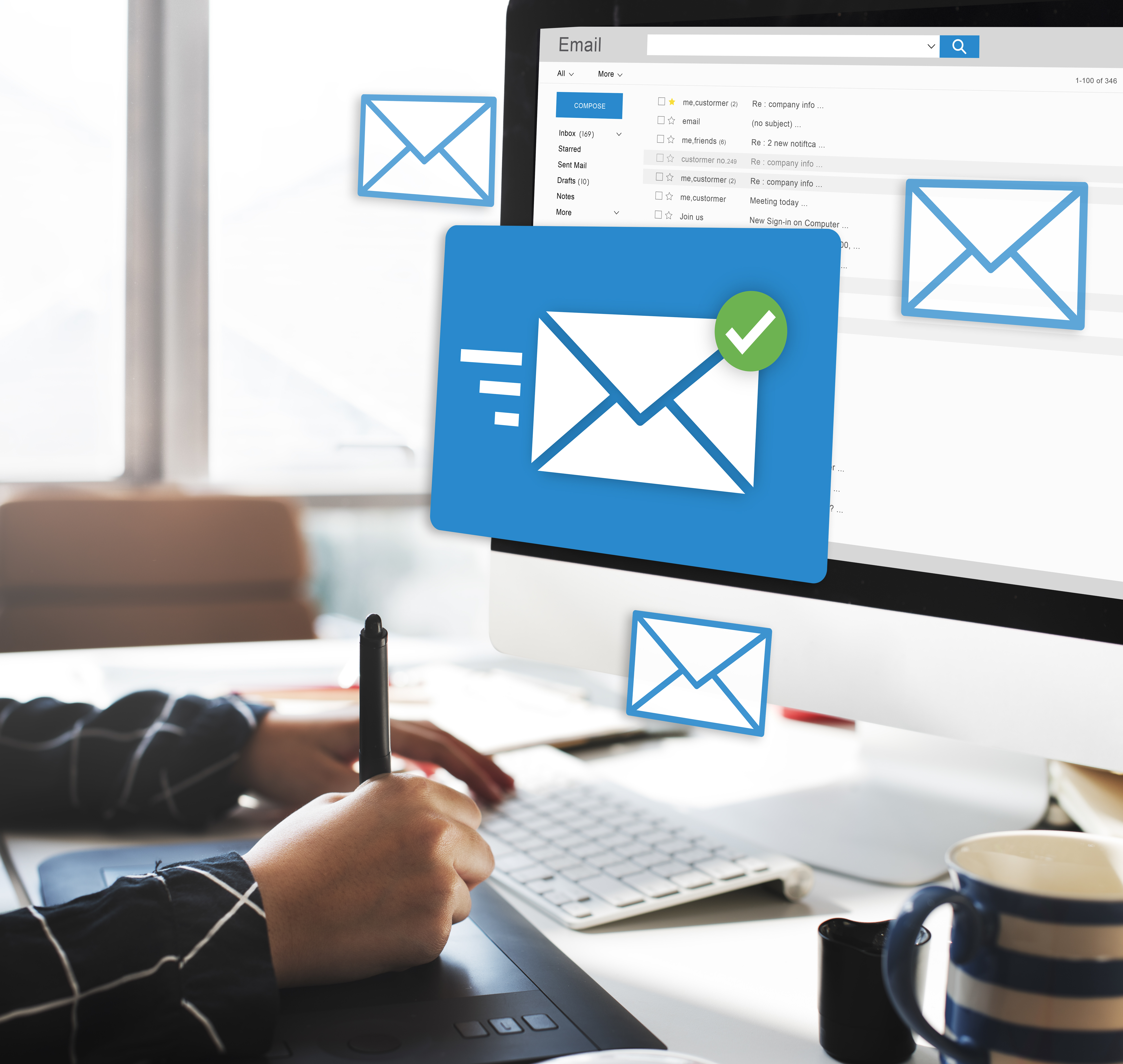 En HP Servicios incluimos en tu presupuesto de diseño web los correos a los que puedes acceder a través de un Webmail, conectar a tu Outlook o dispositivo móvil